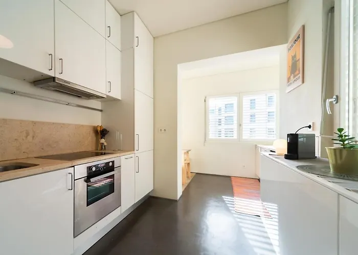 Апартаменты Marques Pombal Beautiful