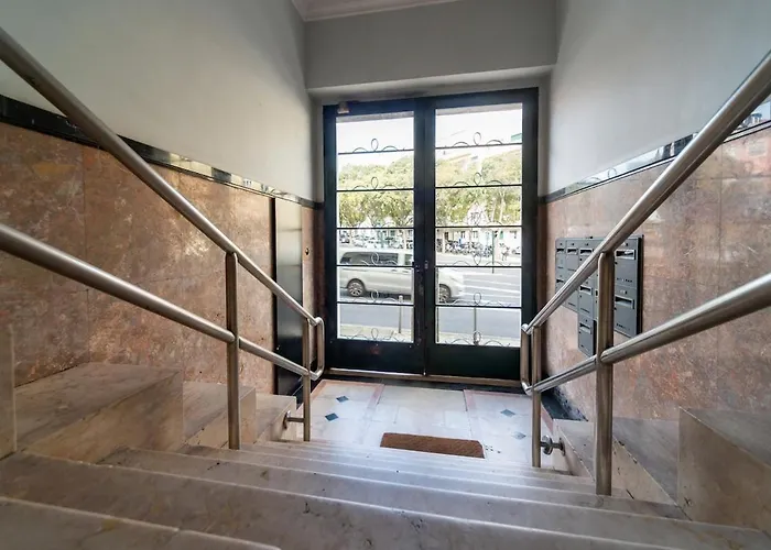 Marques Pombal Beautiful * Лиссабон